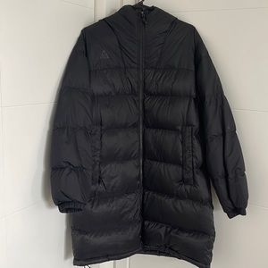 NIKE ACG- HOODED DOWN PARKA